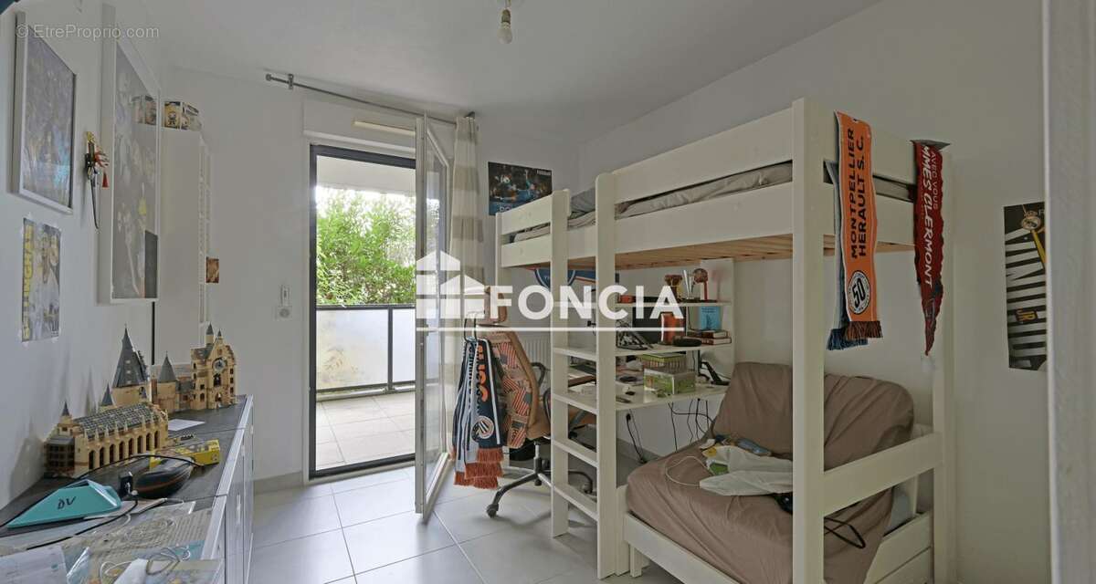 Appartement à LE CRES