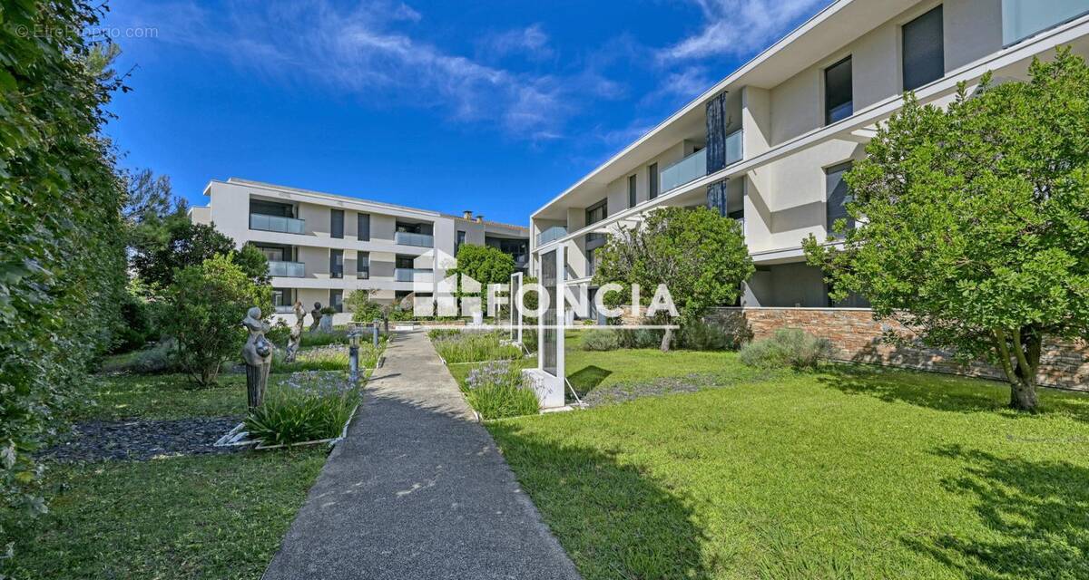 Appartement à LE CRES