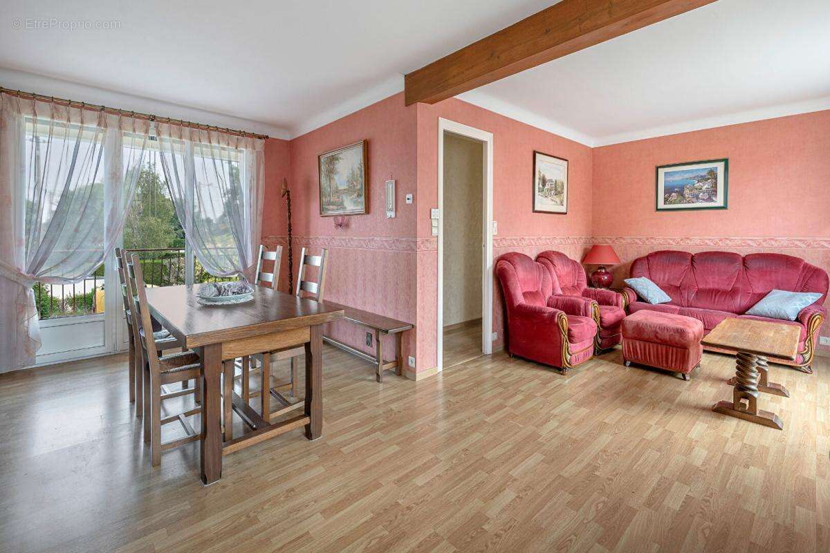 Maison à SAINT-LYPHARD