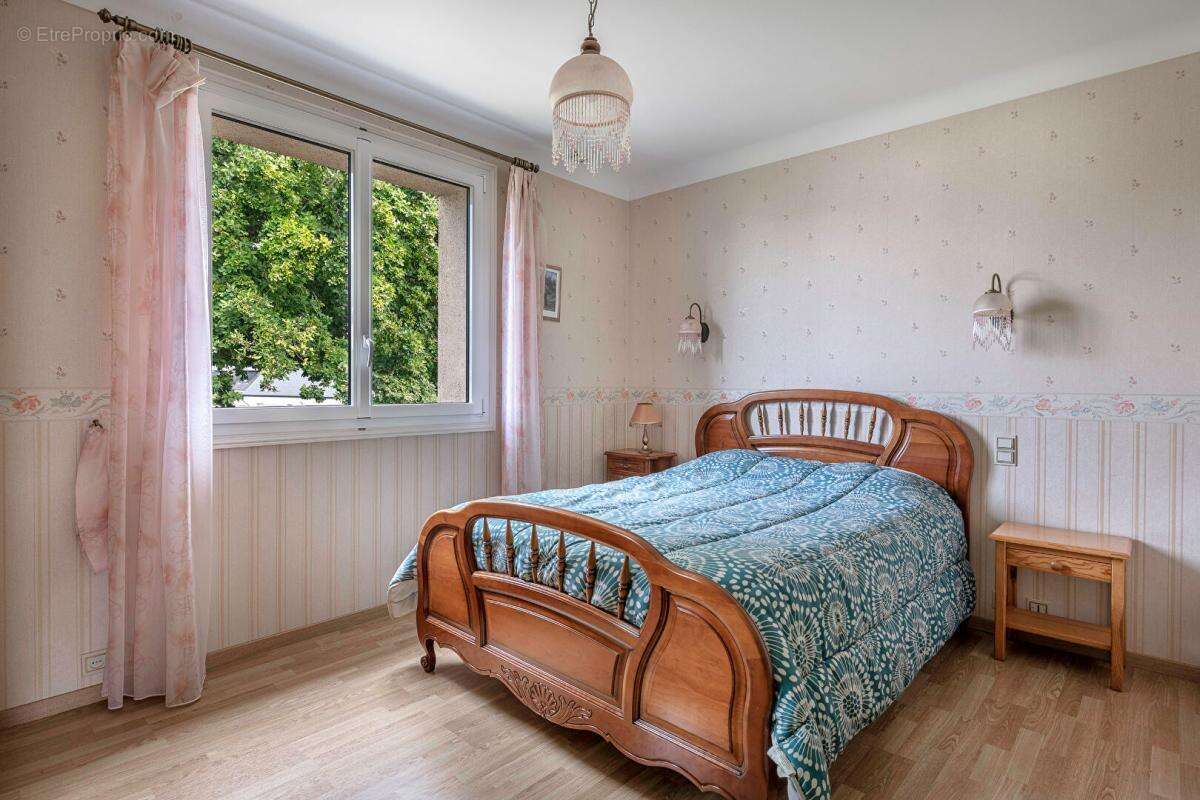 Maison à SAINT-LYPHARD