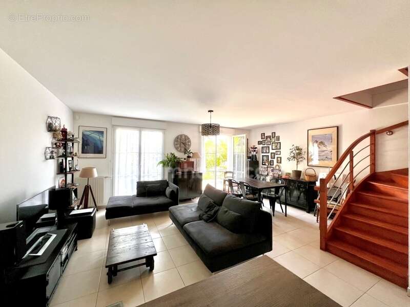 Maison à LE PLESSIS-BOUCHARD