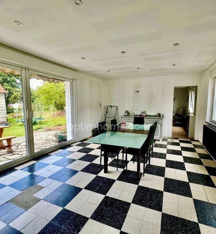 Maison à REBREUVIETTE