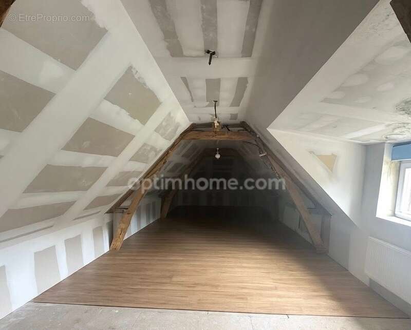 Maison à REBREUVIETTE