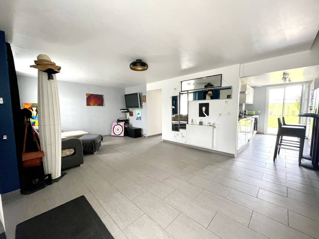 Maison à NEUILLY-EN-THELLE