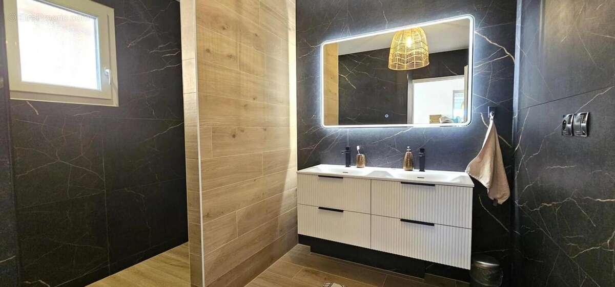 Maison à AMBERIEU-EN-BUGEY