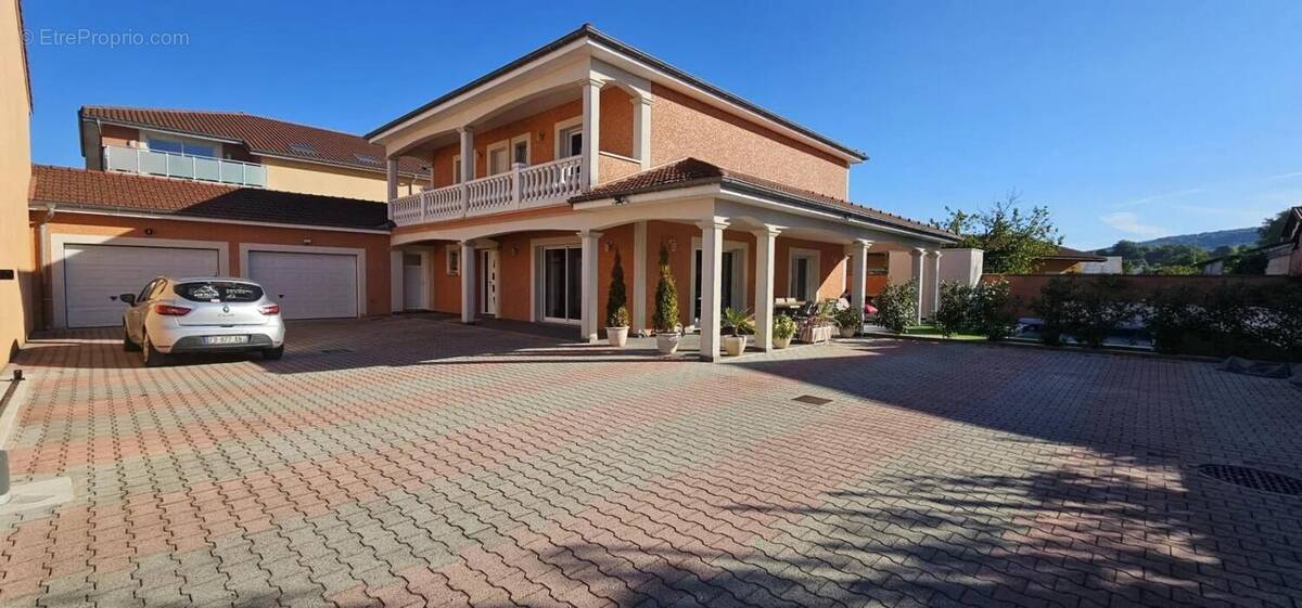 Maison à AMBERIEU-EN-BUGEY