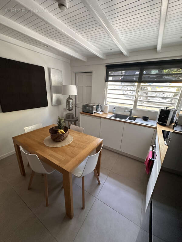 Maison à CAPESTERRE-BELLE-EAU