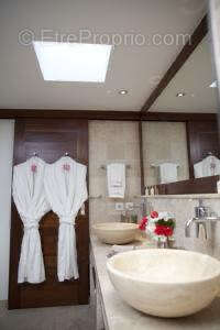 Maison à CAPESTERRE-BELLE-EAU