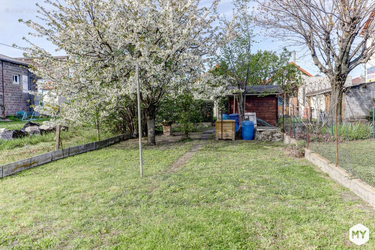 Maison à CLERMONT-FERRAND
