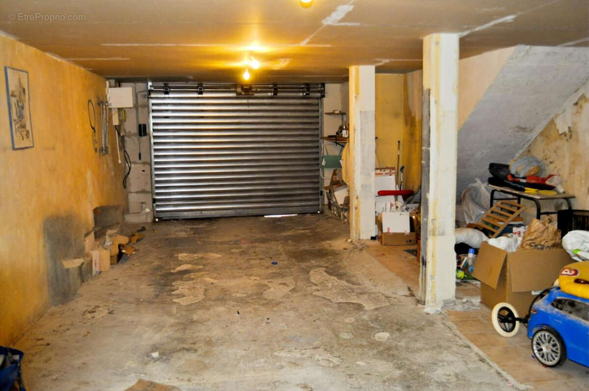 Appartement à MARSEILLE-7E