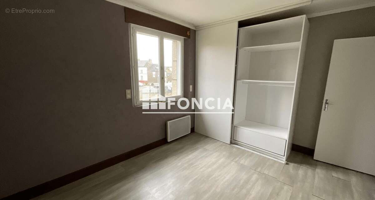 Maison à SILLE-LE-GUILLAUME