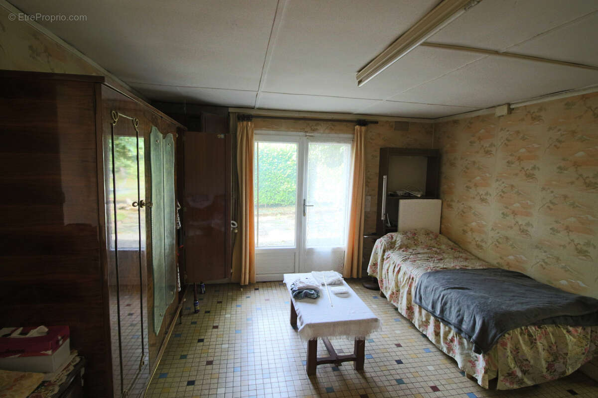 Maison à PUY-L&#039;EVEQUE