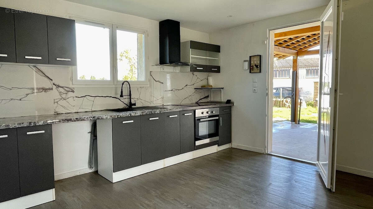 Maison à LE FIDELAIRE