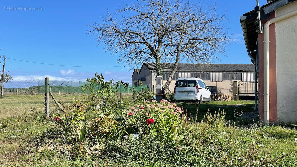 Maison à LE FIDELAIRE