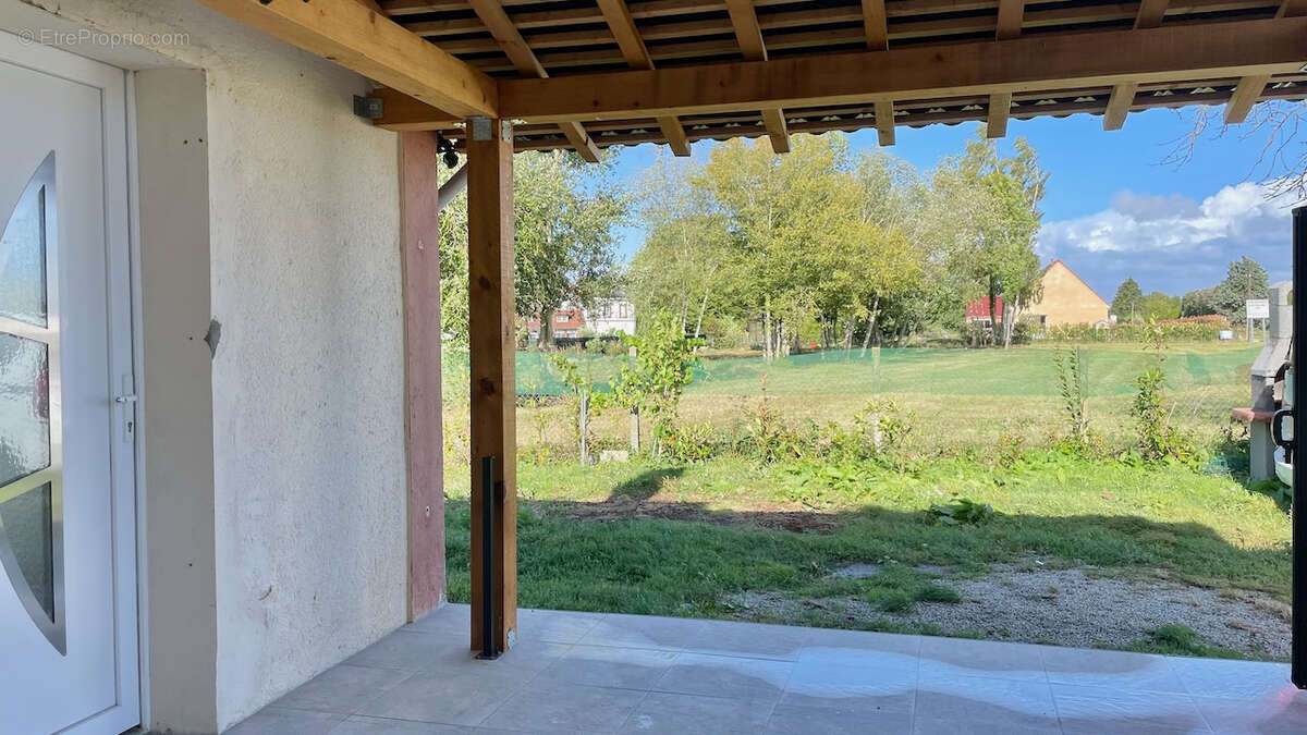 Maison à LE FIDELAIRE