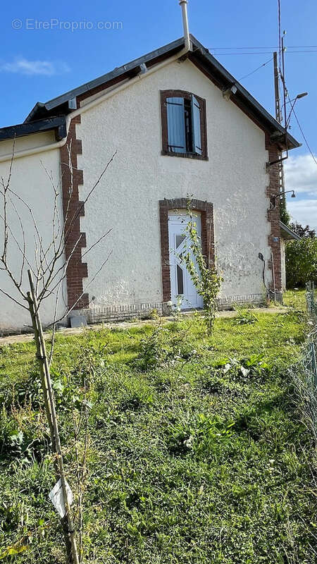 Maison à LE FIDELAIRE