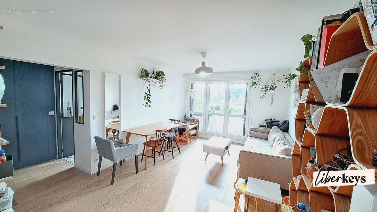 Appartement à FONTENAY-SOUS-BOIS
