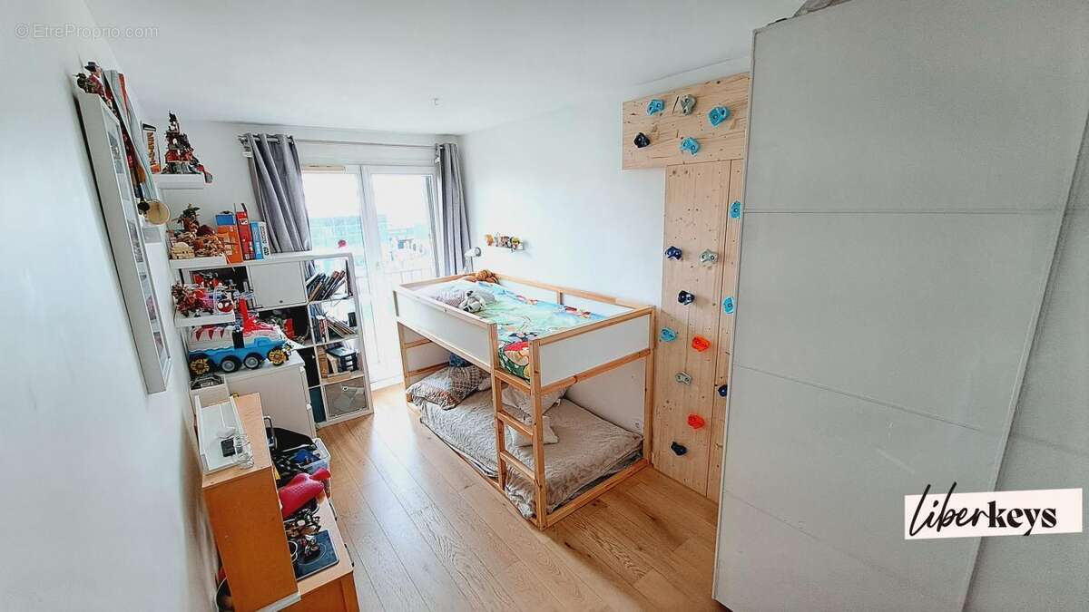 Appartement à FONTENAY-SOUS-BOIS