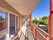 Appartement à PUGET-SUR-ARGENS