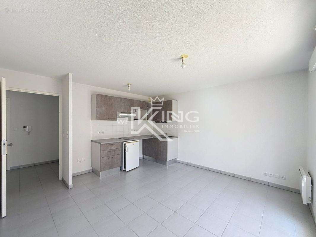 Appartement à PUGET-SUR-ARGENS