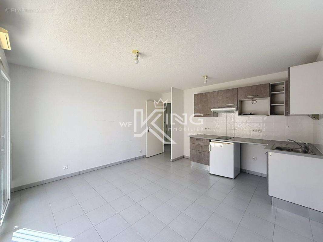 Appartement à PUGET-SUR-ARGENS