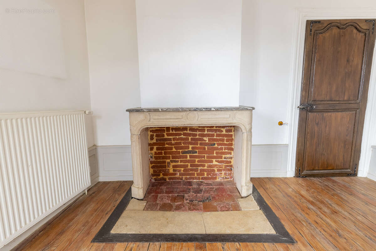 Maison à BOUXIERES-AUX-DAMES