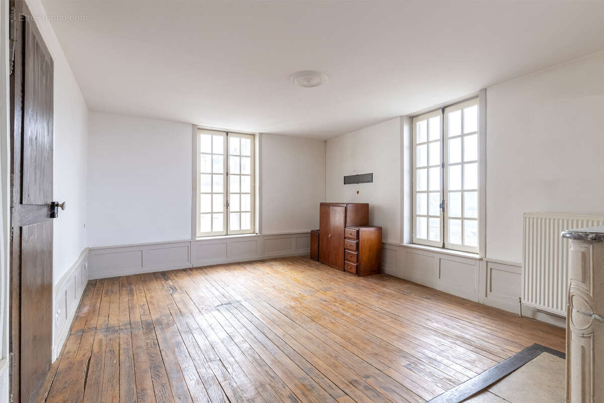 Maison à BOUXIERES-AUX-DAMES