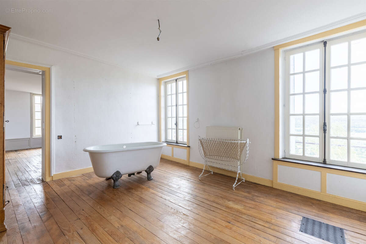 Maison à BOUXIERES-AUX-DAMES