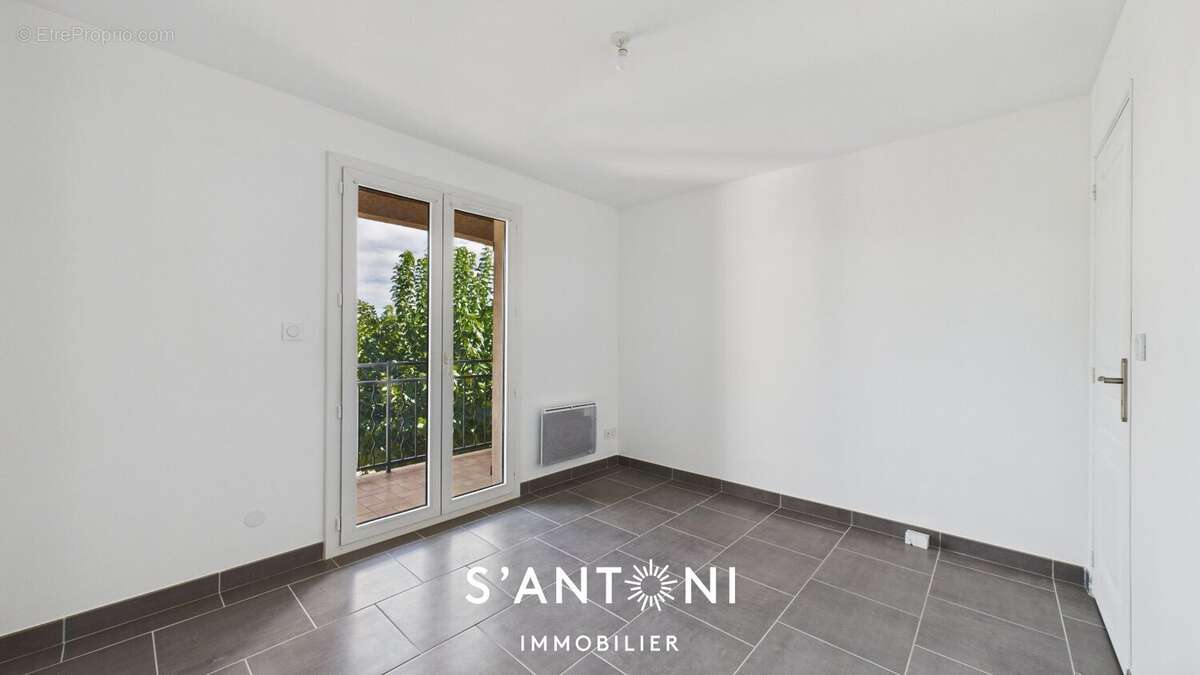 Maison à COLOMBIERS