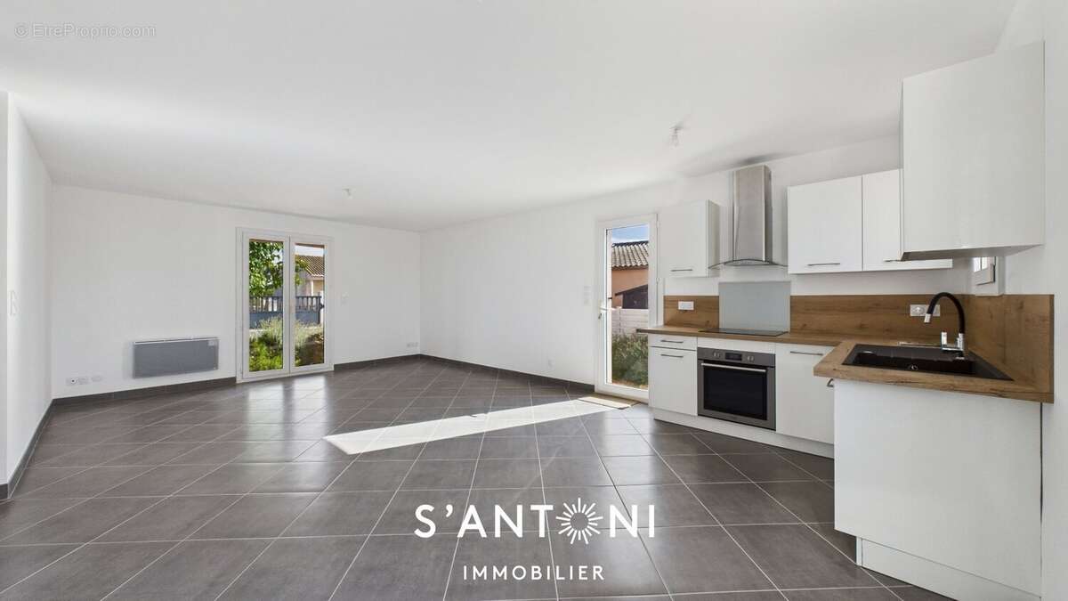 Maison à COLOMBIERS