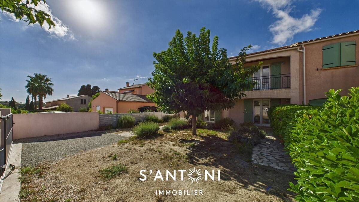 Maison à COLOMBIERS