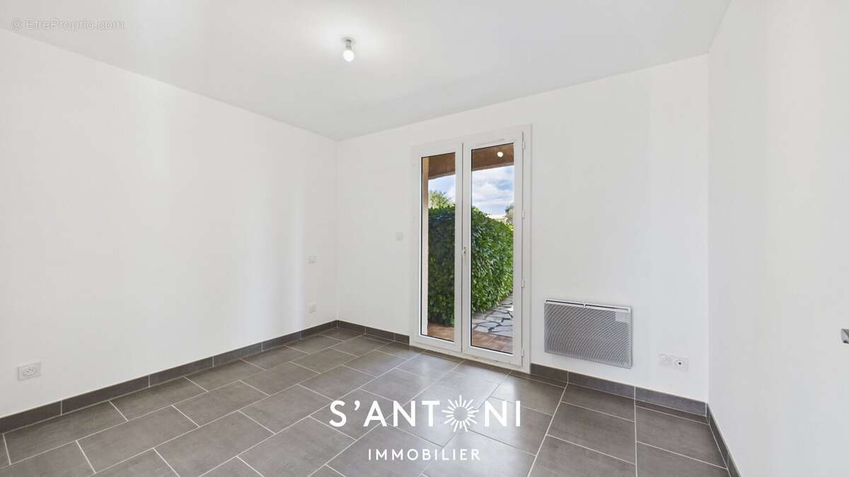 Maison à COLOMBIERS