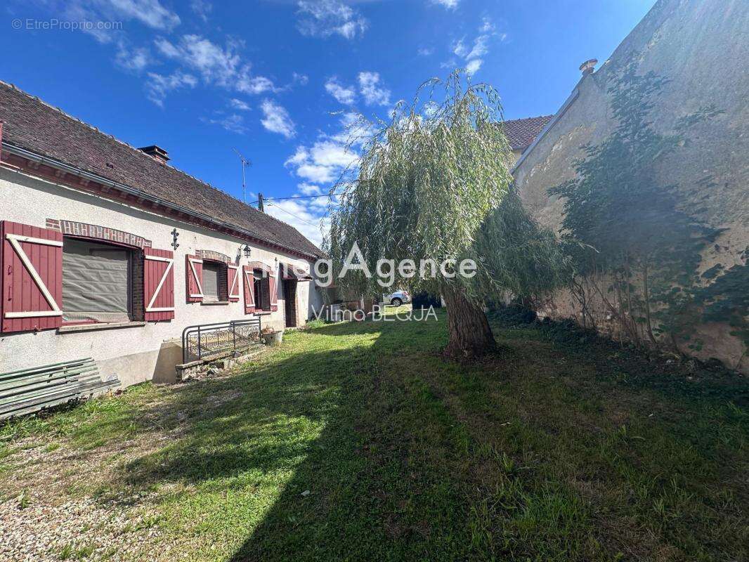 Maison à THEIL-SUR-VANNE