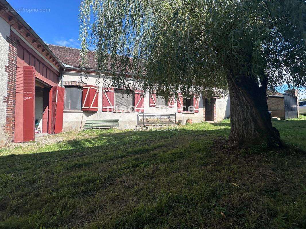 Maison à THEIL-SUR-VANNE