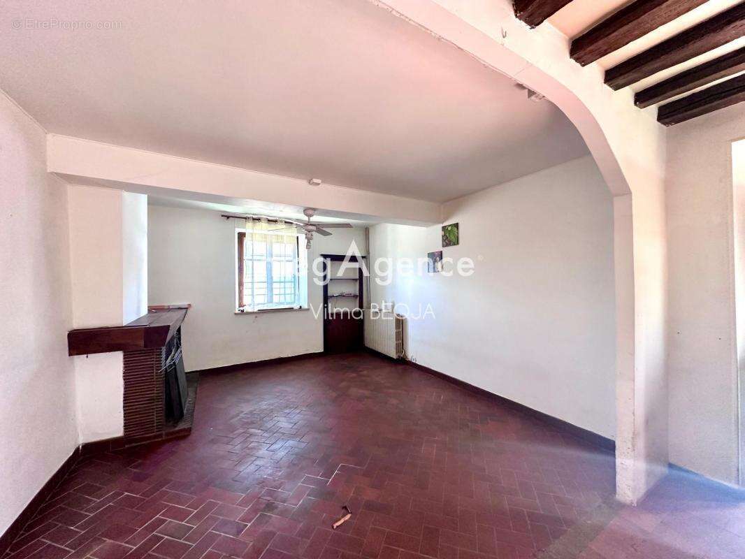 Maison à THEIL-SUR-VANNE