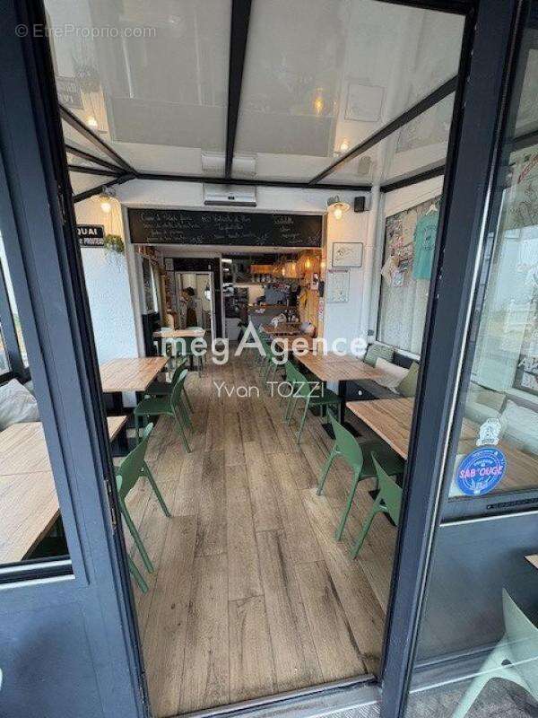 Commerce à LES SABLES-D&#039;OLONNE