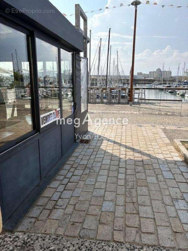 Commerce à LES SABLES-D&#039;OLONNE