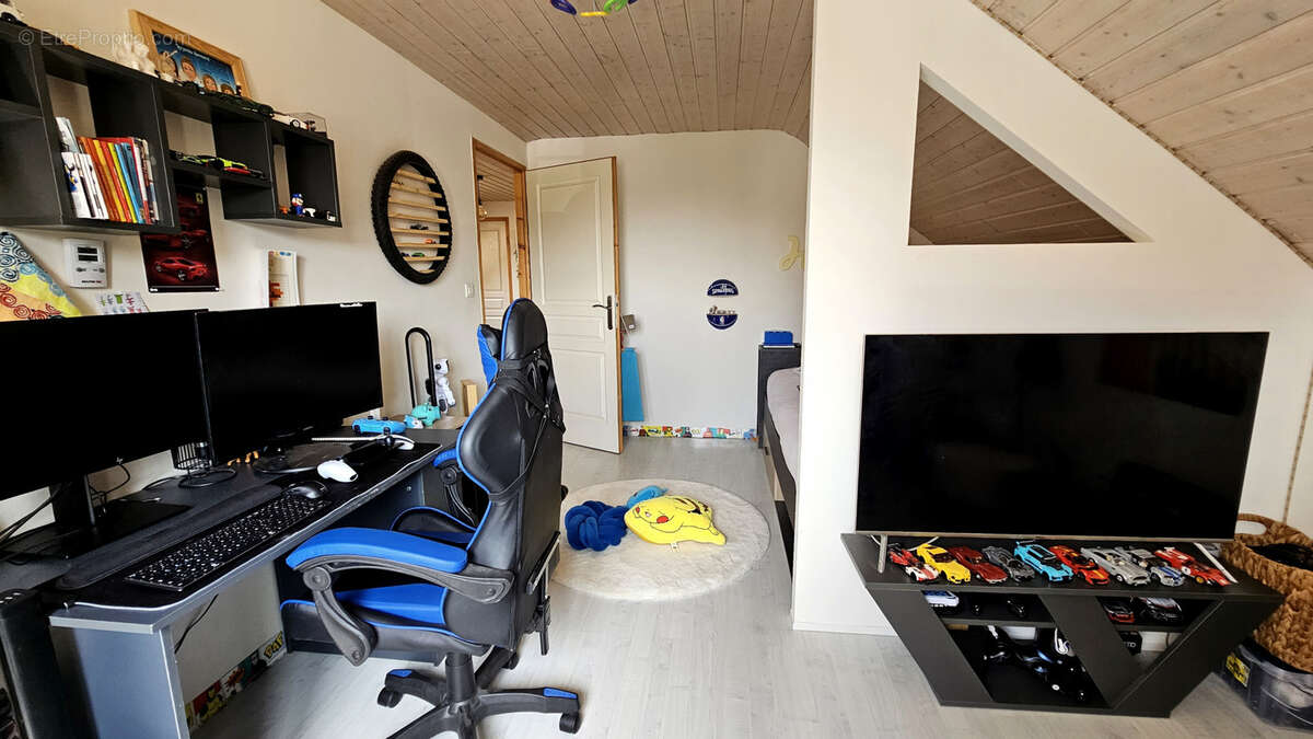 Maison à GRANGES-NARBOZ