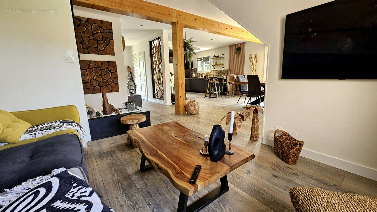 Maison à GRANGES-NARBOZ