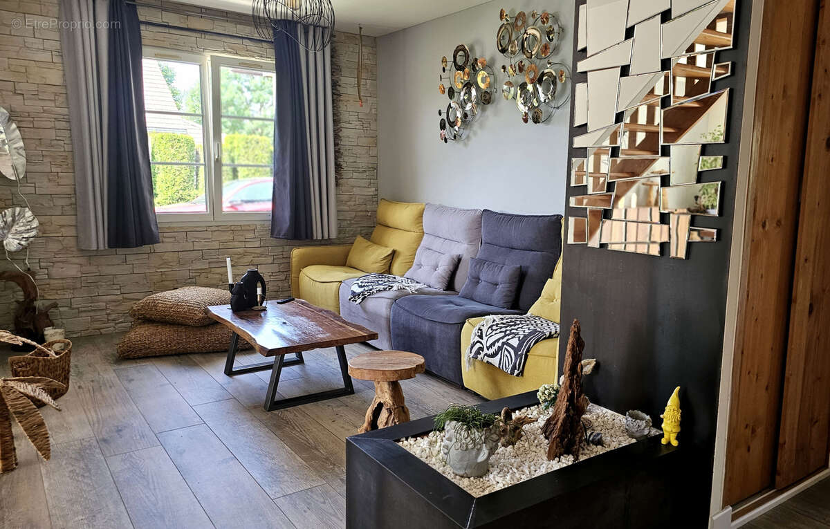 Maison à GRANGES-NARBOZ