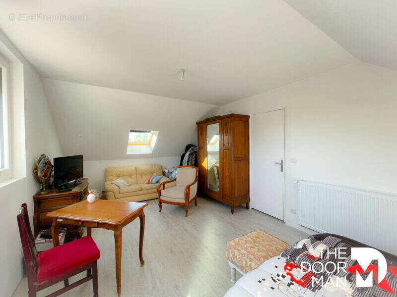 Maison à COURVILLE-SUR-EURE