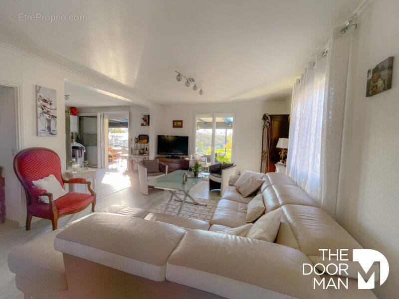 Maison à COURVILLE-SUR-EURE