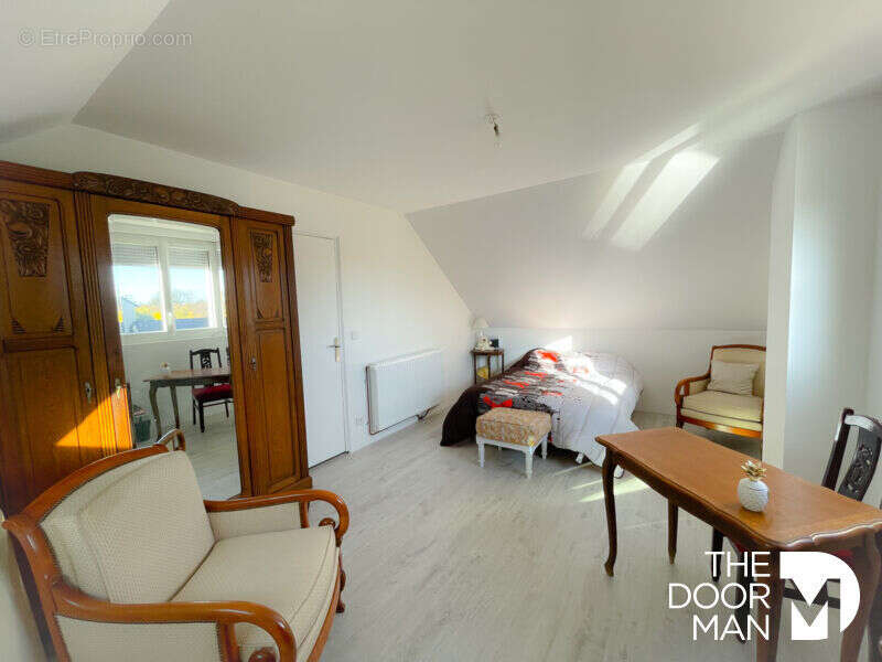 Maison à COURVILLE-SUR-EURE