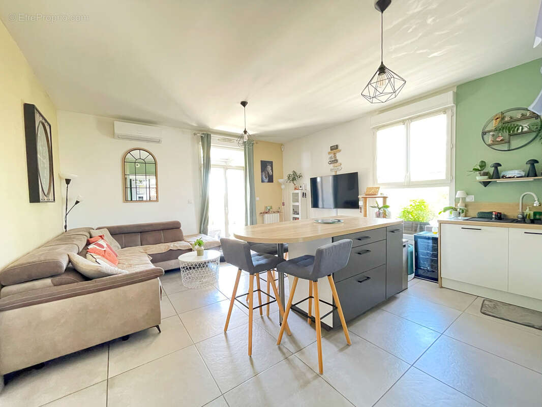 Appartement à CHARLY