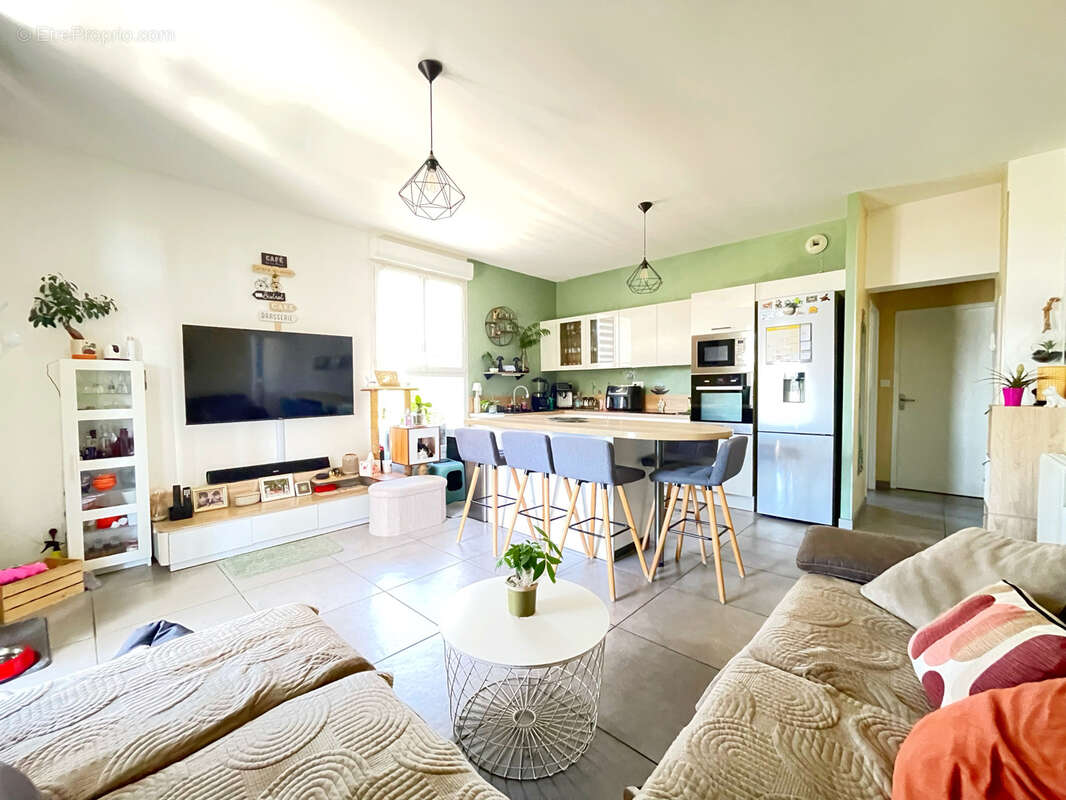 Appartement à CHARLY