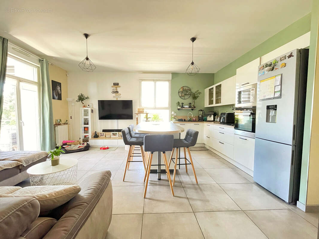 Appartement à CHARLY