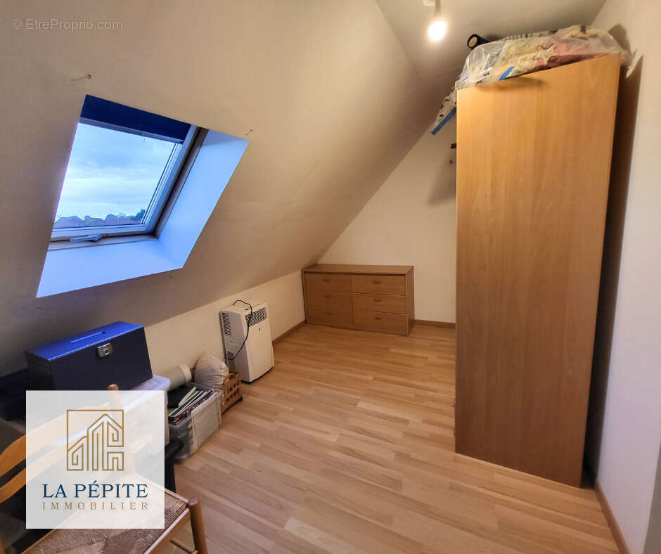 Maison à AULNOYE-AYMERIES