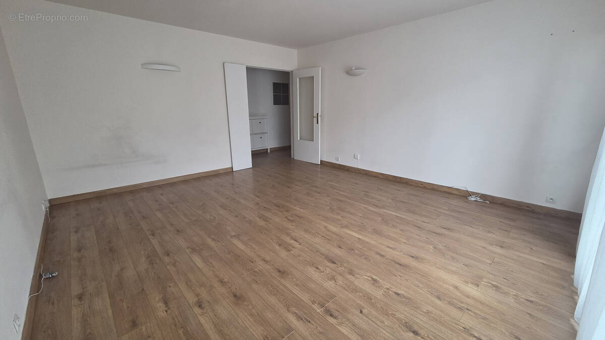 Appartement à LIMEIL-BREVANNES