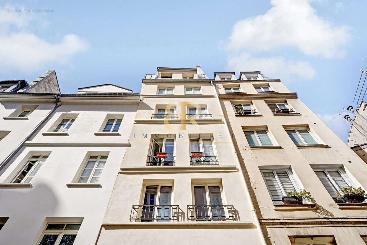 Appartement à PARIS-4E