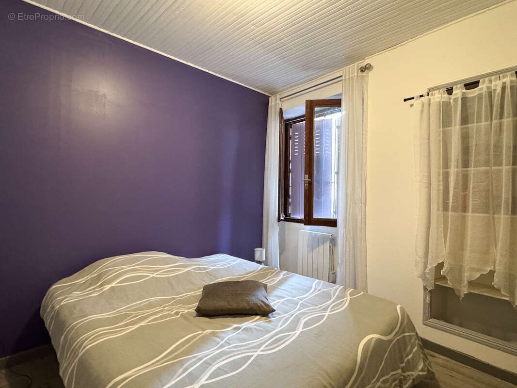 Appartement à SAINT-MARCEL-LES-SAUZET